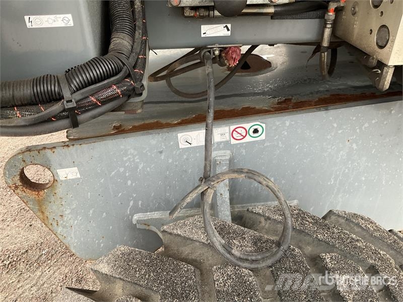 SkyJack SJ86T 4WD Diesel Telescopic Boom Lift Teleskopiskie pacēlāji
