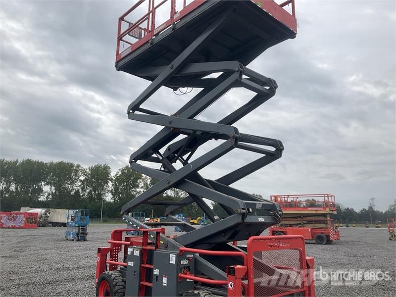SkyJack SJ8841 4x4 Diesel Scissor Lift Scheren-Arbeitsbühnen