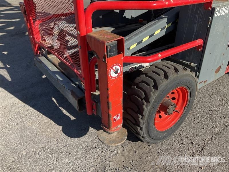 SkyJack SJ8841 4x4 Diesel Scissor Lift Scheren-Arbeitsbühnen
