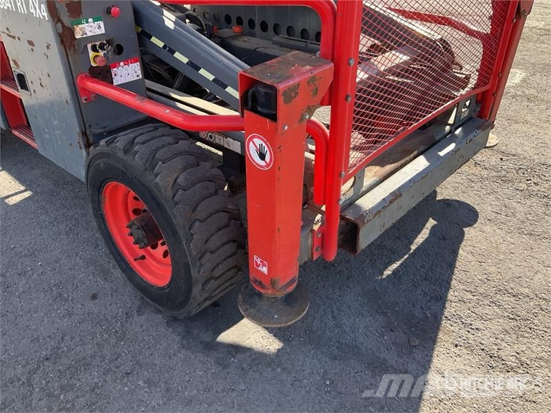 SkyJack SJ8841 4x4 Diesel Scissor Lift Scheren-Arbeitsbühnen