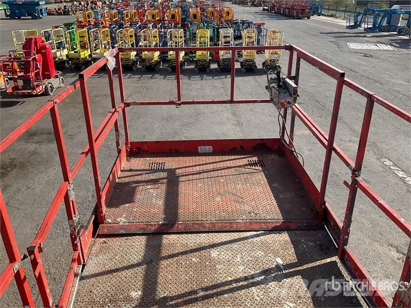 SkyJack SJ8841 4x4 Diesel Scissor Lift Scheren-Arbeitsbühnen