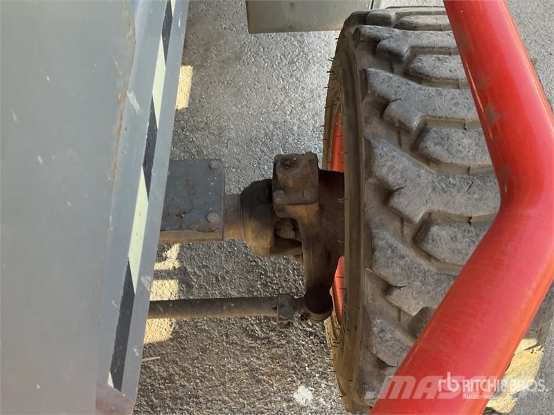 SkyJack SJ8841 4x4 Diesel Scissor Lift Scheren-Arbeitsbühnen