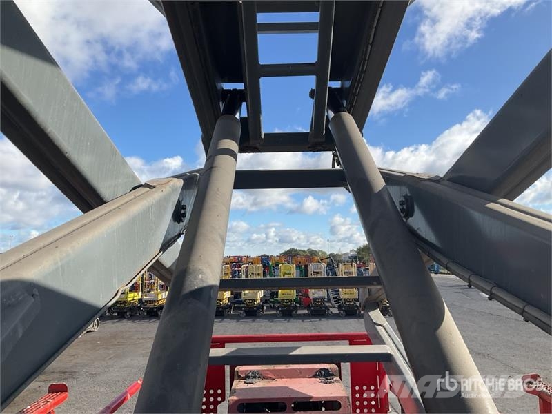 SkyJack SJ8841 4x4 Diesel Scissor Lift Scheren-Arbeitsbühnen