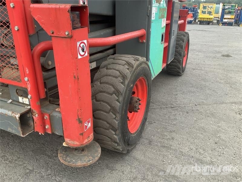 SkyJack SJ8841 Scissor Lift Škaraste platforme
