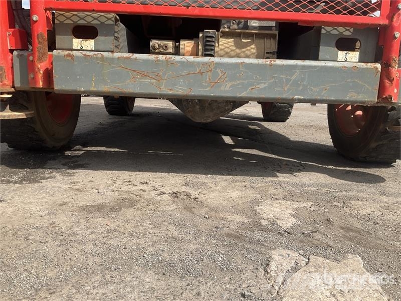 SkyJack SJ8841 Scissor Lift Škaraste platforme