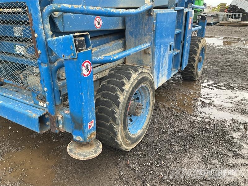 SkyJack SJ8841RT 4x4 Diesel Scissor Lift (Inoperable) Saxlifte
