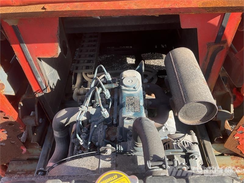 SkyJack SJ9250 4x4 Diesel Scissor Lift Ollós emelők