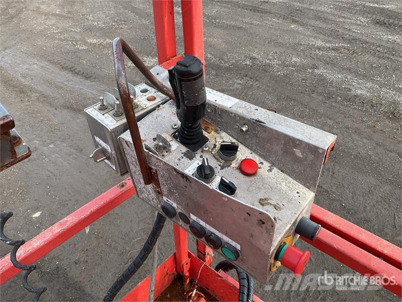 SkyJack SJ9250RT 4x4 Diesel Scissor Lift Scheren-Arbeitsbühnen