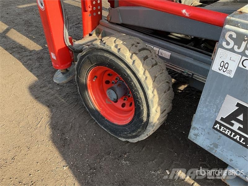 SkyJack SJ9250RT 4x4 Diesel Scissor Lift Scheren-Arbeitsbühnen