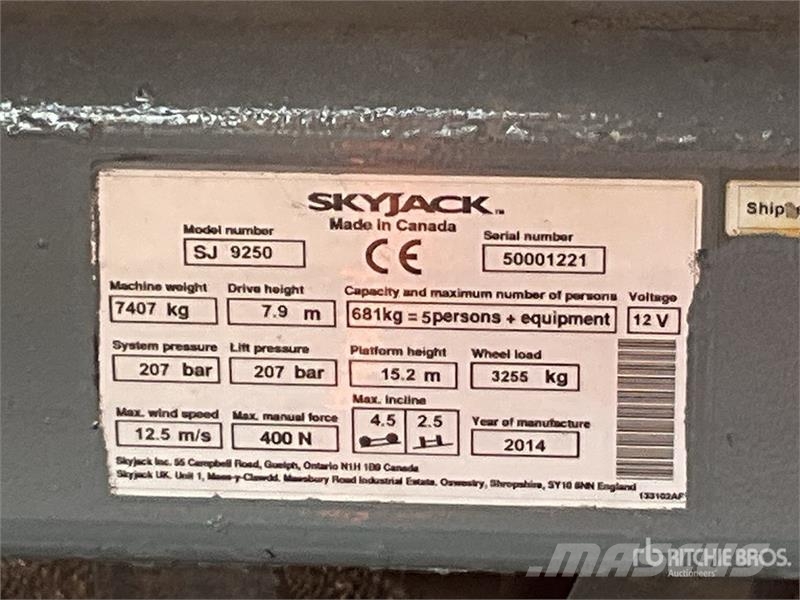 SkyJack SJ9250RT 4x4 Diesel Scissor Lift Scissor lifts