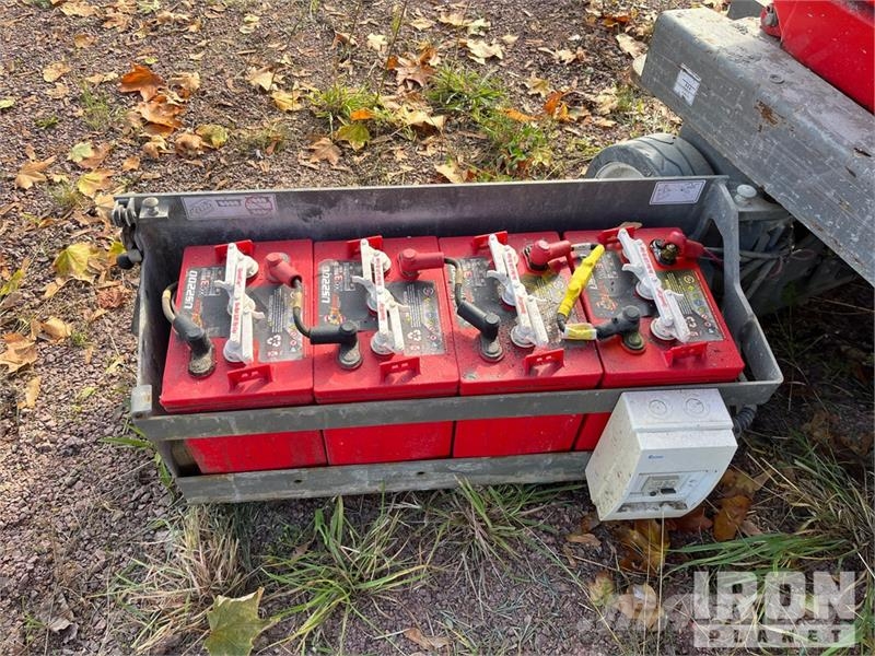 SkyJack SJIII-3215 Electric Scissor Lift (Inoperable) Šķerveida pacēlāji