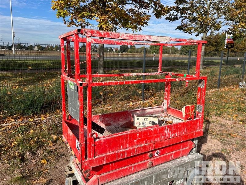 SkyJack SJIII-3215 Electric Scissor Lift (Inoperable) Šķerveida pacēlāji