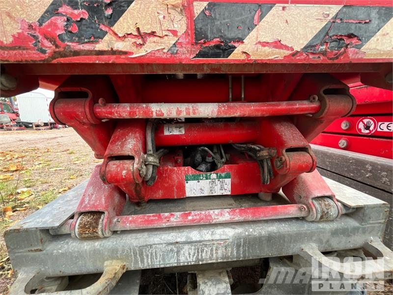 SkyJack SJIII-3215 Electric Scissor Lift (Inoperable) Šķerveida pacēlāji