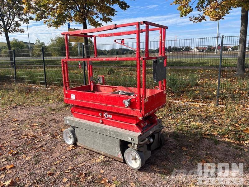 SkyJack SJIII-3215 Electric Scissor Lift (Inoperable) Šķerveida pacēlāji