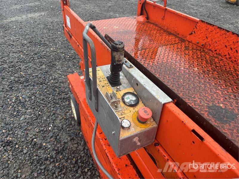 SkyJack SJIII-3219 Electric Scissor Lift Škarjaste dvižne ploščadi