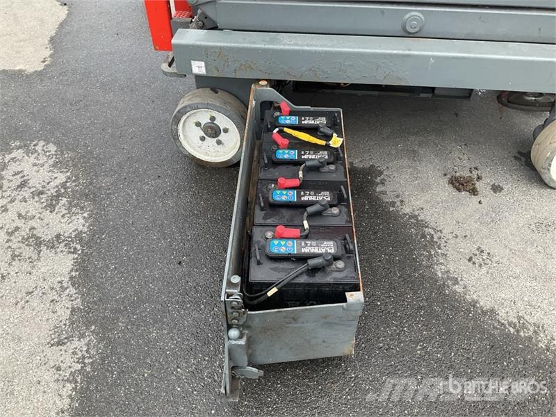 SkyJack SJIII-3219 Electric Scissor Lift Nacelle ciseaux