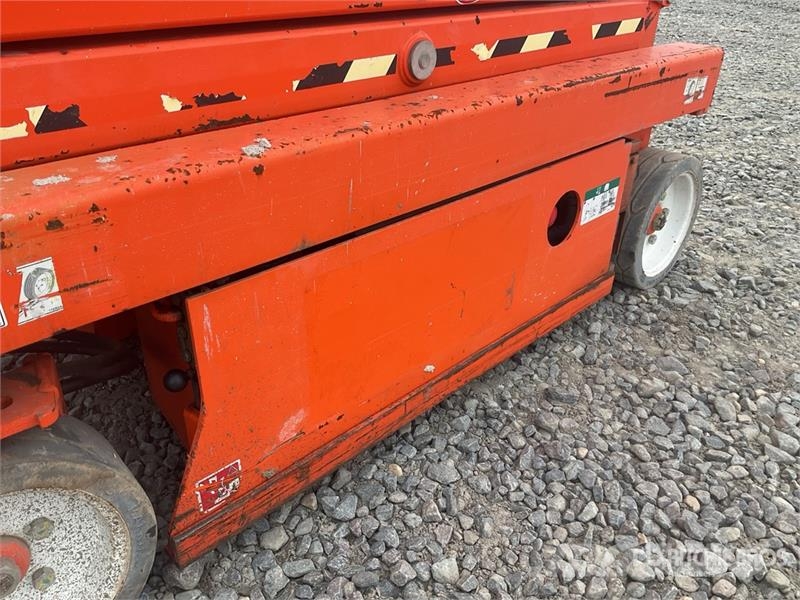 SkyJack SJIII-3219 Electric Scissor Lift (Inoperable) Škaraste platforme