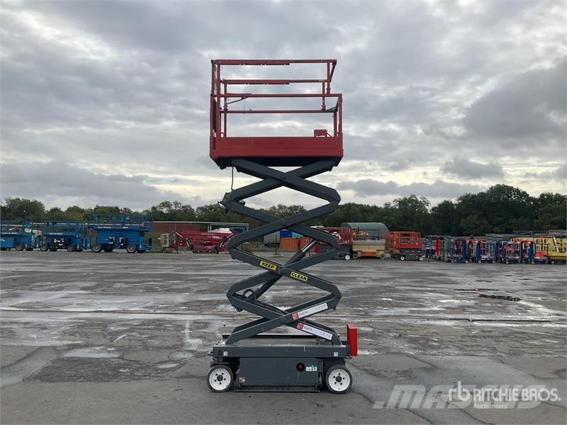 SkyJack SJIII-3219 Electric Scissor Lift Nacelle ciseaux