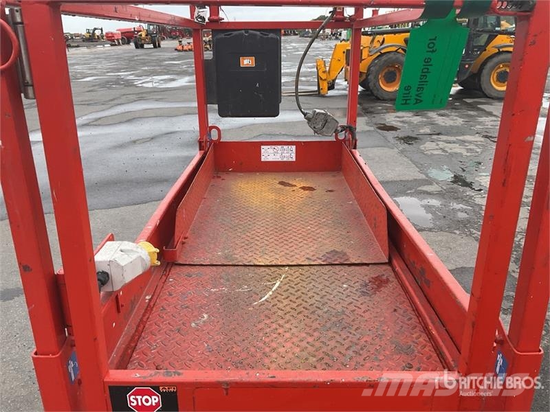 SkyJack SJIII-3219 Electric Scissor Lift Nacelle ciseaux