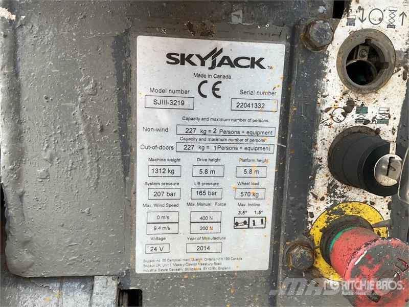 SkyJack SJIII-3219 Electric Scissor Lift Piattaforme a pantografo