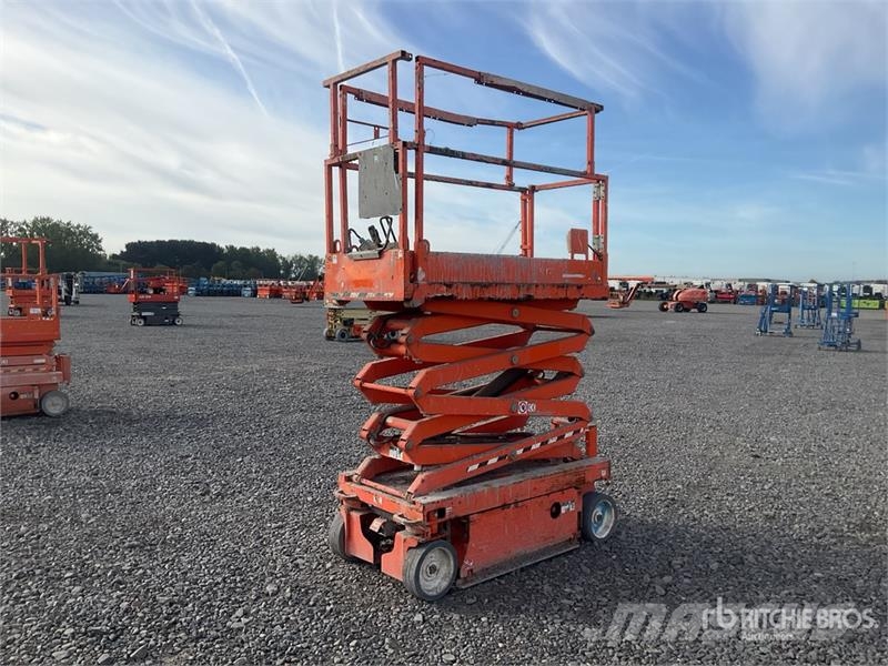 SkyJack SJIII-3219 Electric Scissor Lift Schaarhoogwerkers