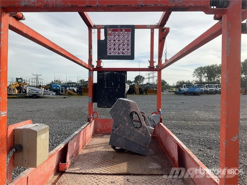 SkyJack SJIII-3219 Electric Scissor Lift Schaarhoogwerkers
