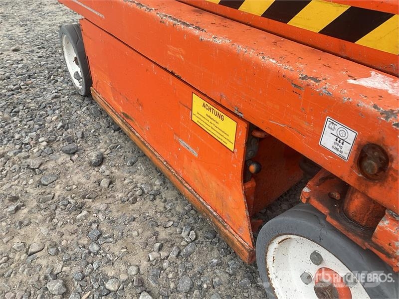 SkyJack SJIII-3219 Electric Scissor Lift (Inoperable) Scheren-Arbeitsbühnen