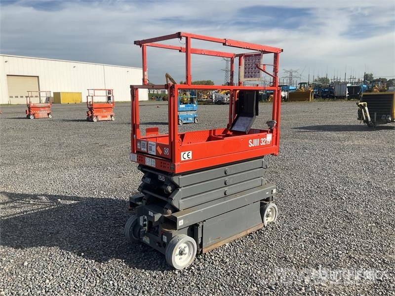 SkyJack SJIII-3219 Electric Scissor Lift (Inoperable) Ножничные подъемники
