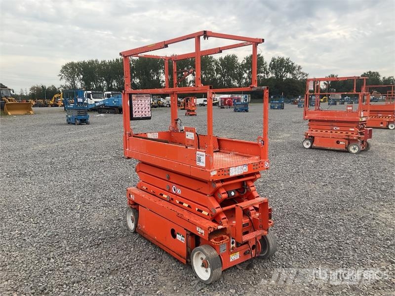 SkyJack SJIII-3219 Electric Scissor Lift (Inoperable) Škaraste platforme