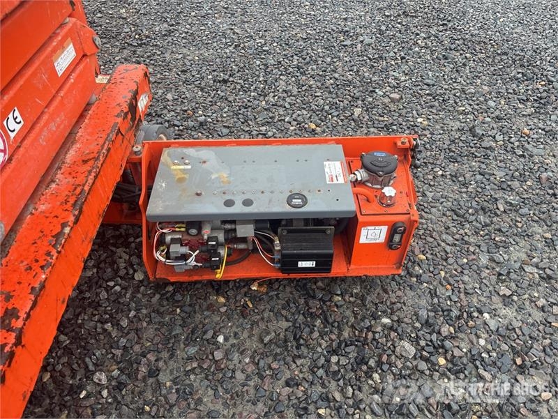 SkyJack SJIII-3219 Electric Scissor Lift Škarjaste dvižne ploščadi