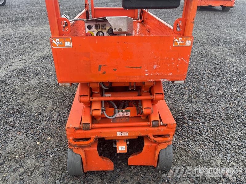 SkyJack SJIII-3219 Electric Scissor Lift Škarjaste dvižne ploščadi