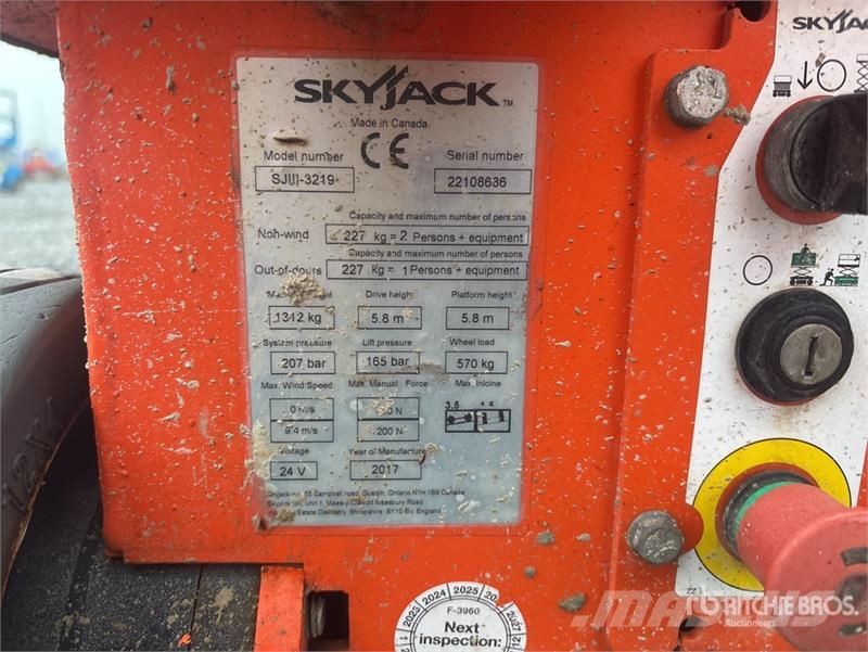 SkyJack SJIII-3219 Electric Scissor Lift Škarjaste dvižne ploščadi
