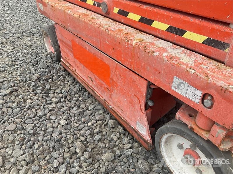 SkyJack SJIII-3219 Electric Scissor Lift (Inoperable) Scheren-Arbeitsbühnen