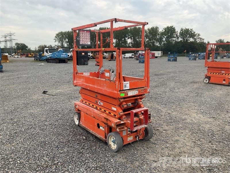SkyJack SJIII-3219 Electric Scissor Lift (Inoperable) Scheren-Arbeitsbühnen