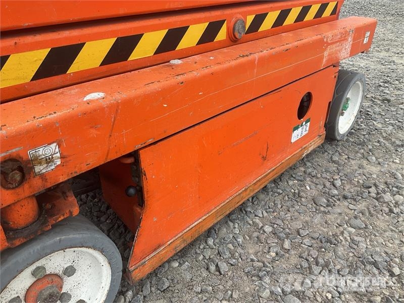 SkyJack SJIII-3219 Electric Scissor Lift (Inoperable) Scheren-Arbeitsbühnen