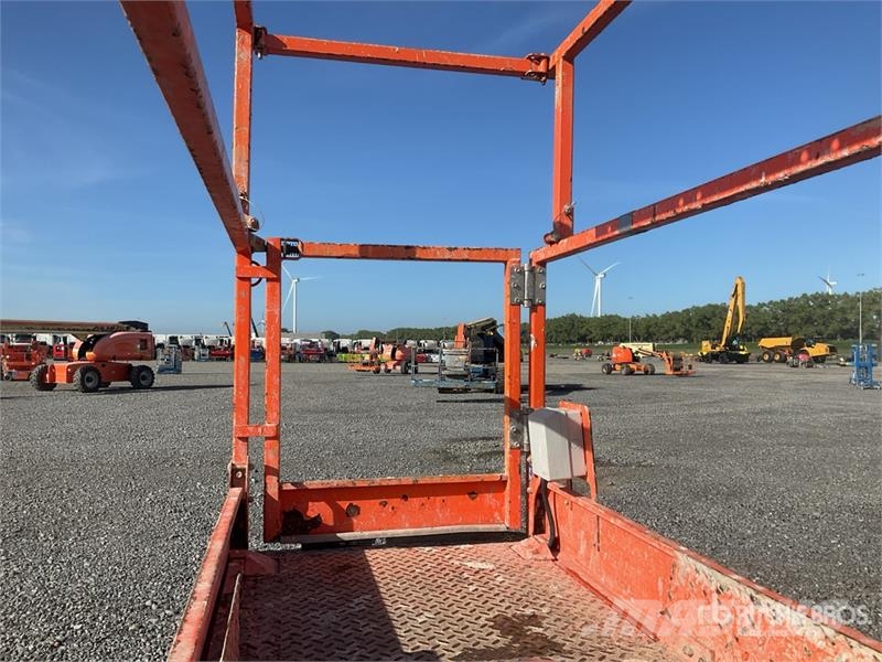 SkyJack SJIII-3219 Electric Scissor Lift Schaarhoogwerkers