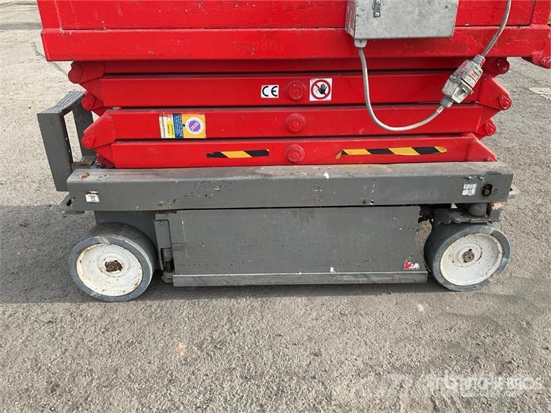 SkyJack SJIII-3219 Electric Scissor Lift Piattaforme a pantografo