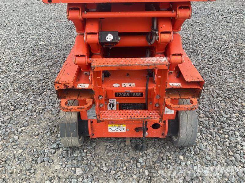 SkyJack SJIII-3219 Electric Scissor Lift (Inoperable) Škaraste platforme