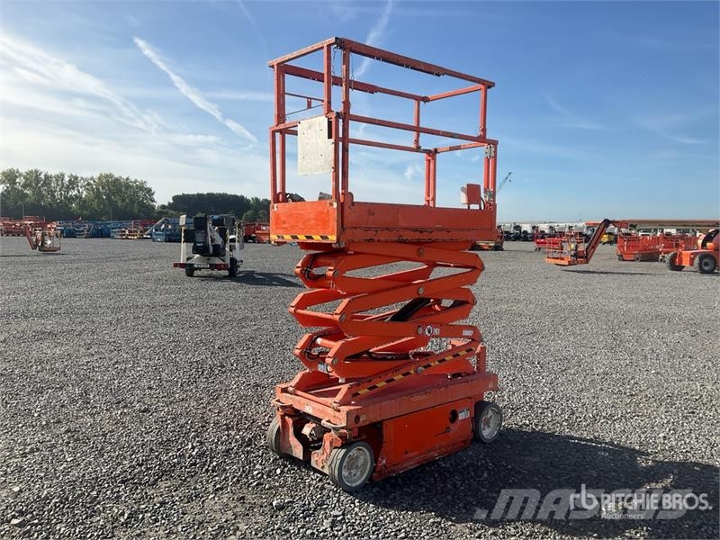 SkyJack SJIII-3219 Electric Scissor Lift Schaarhoogwerkers