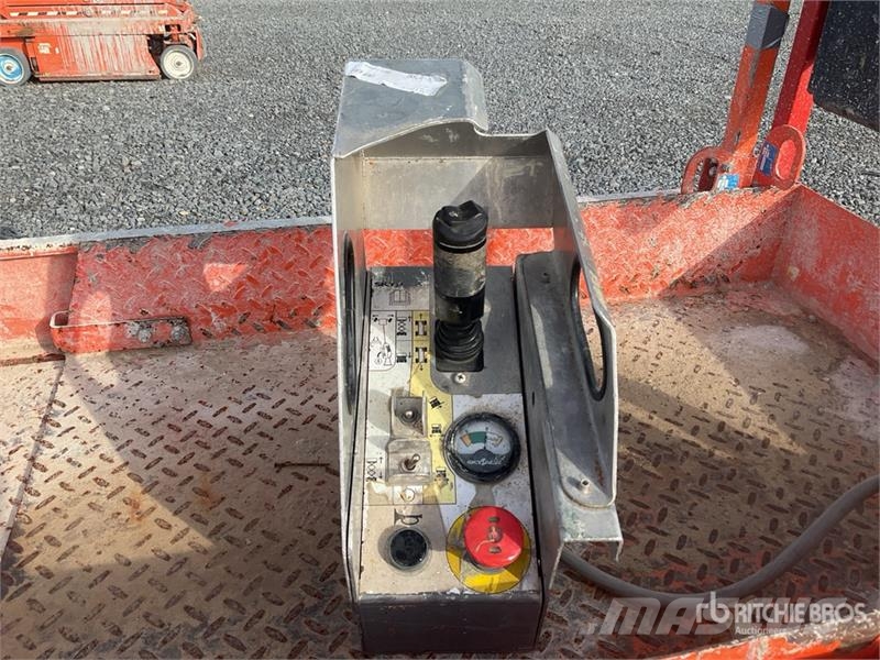 SkyJack SJIII-3219 Electric Scissor Lift Schaarhoogwerkers