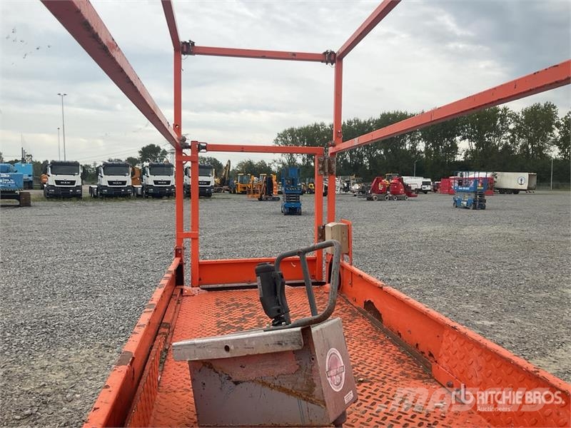 SkyJack SJIII 3220 Electric Scissor Lift (Inoperable) Scheren-Arbeitsbühnen