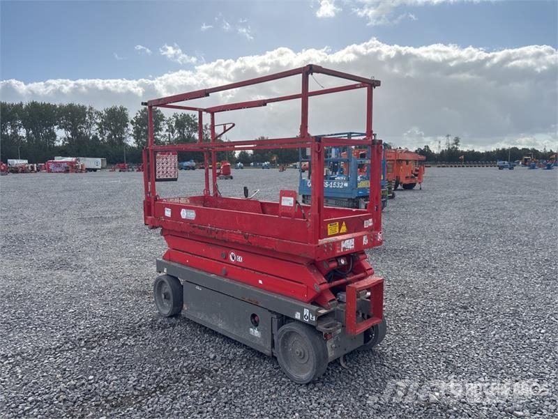 SkyJack SJIII-3220 Electric Scissor Lift Šķerveida pacēlāji