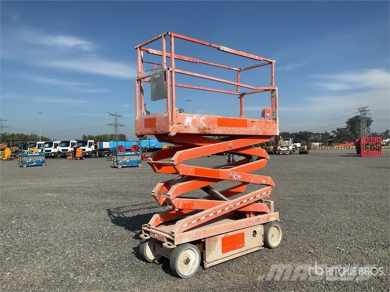 SkyJack SJIII 3220 Electric Scissor Lift Makasli platformlar