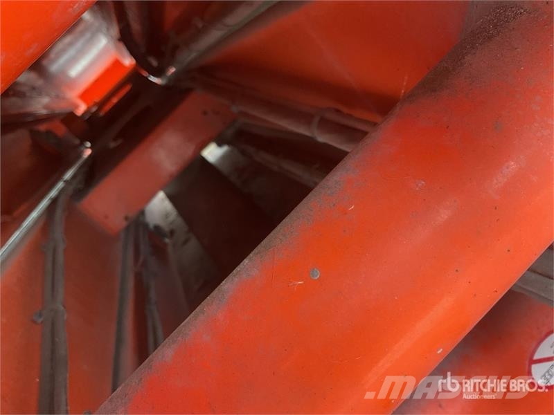 SkyJack SJIII 3220 Electric Scissor Lift (Inoperable) Scheren-Arbeitsbühnen