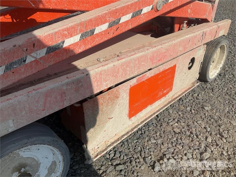 SkyJack SJIII 3220 Electric Scissor Lift Makasli platformlar