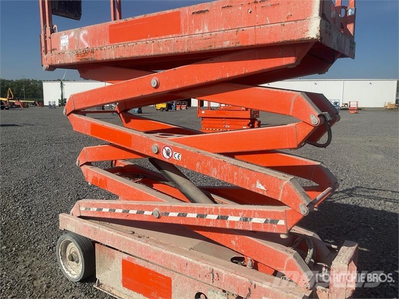 SkyJack SJIII 3220 Electric Scissor Lift Makasli platformlar