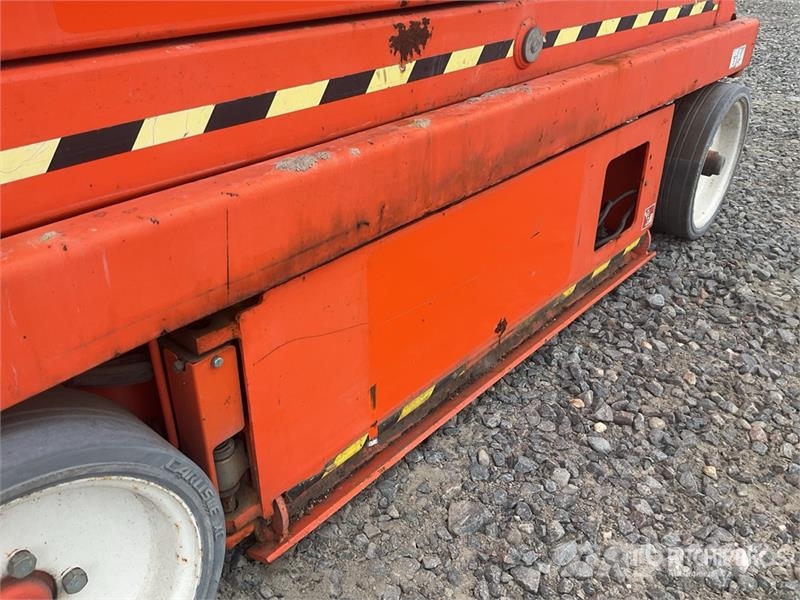 SkyJack SJIII 3220 Electric Scissor Lift (Inoperable) Scheren-Arbeitsbühnen