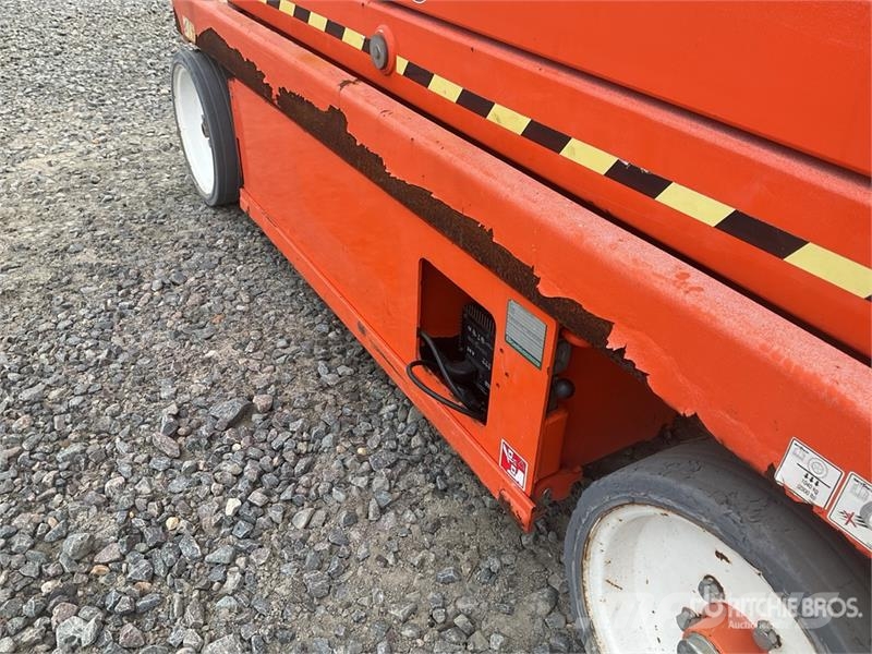 SkyJack SJIII 4632 Electric Scissor Lift Scheren-Arbeitsbühnen