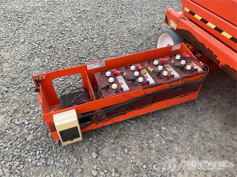 SkyJack SJIII 4632 Electric Scissor Lift Scheren-Arbeitsbühnen