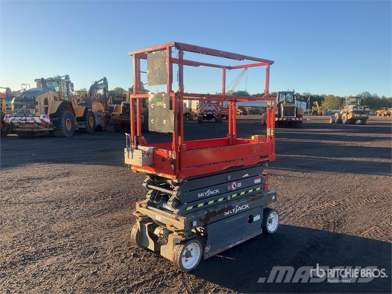 SkyJack SJIII3219 Škaraste platforme